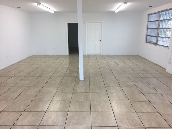 Airport East Warehouse: 3690 NW 52nd St, Miami, FL 33142